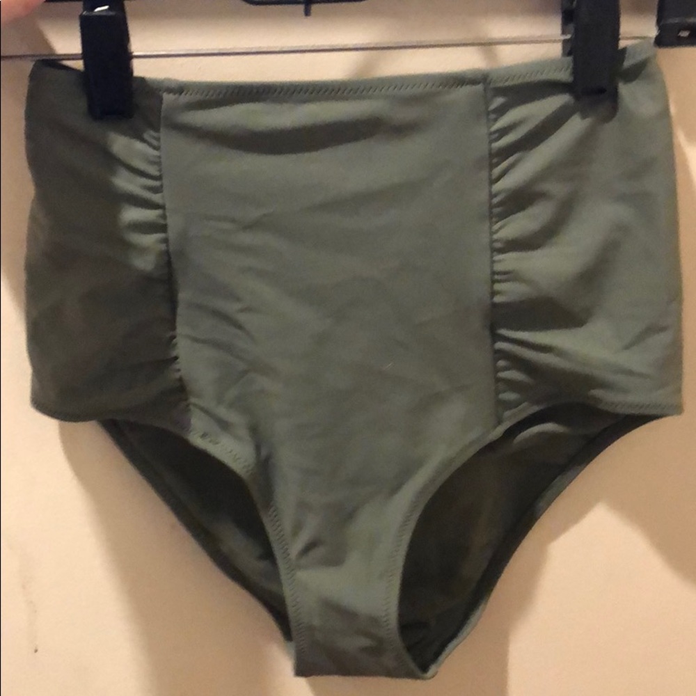 Bikini high waisted bottom